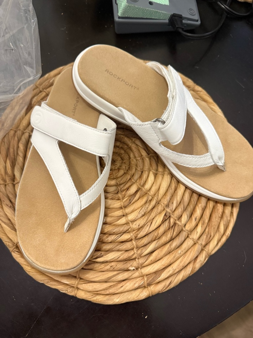 Rockport Women’s White Leather Thong Sandals